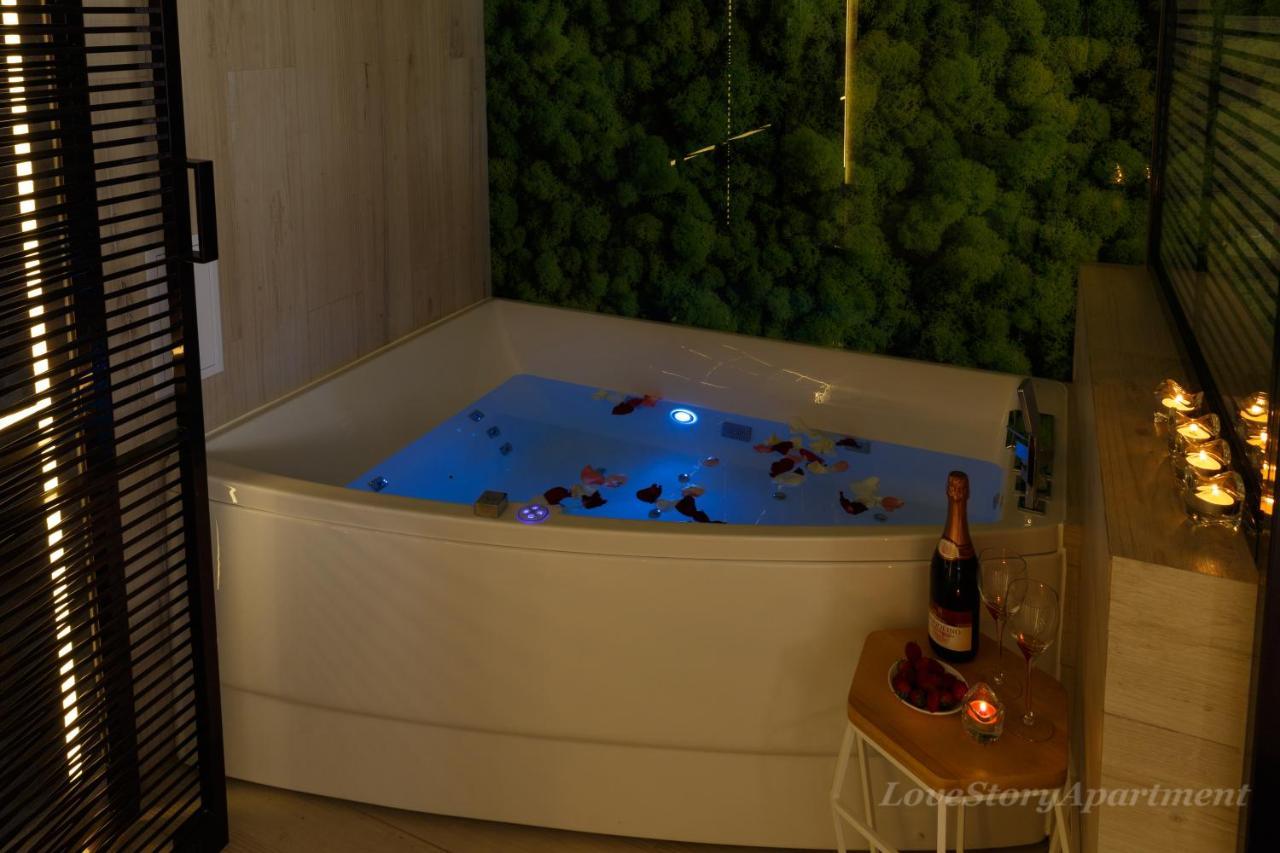 Luxury Apartments «Love Story» Ivano-Frankivsk Eksteriør billede